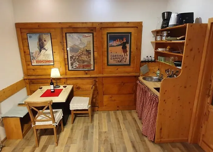 Martin's Hidden Garden 公寓 *