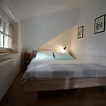 Apartma Martin's Hidden Garden *