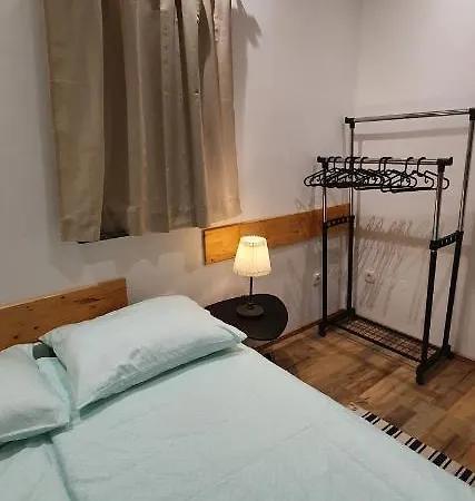 Martin's Hidden Garden Apartament *