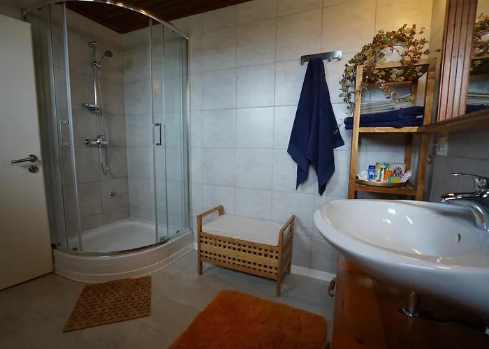 Martin's Hidden Garden Apartman *